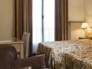 Hotel De Suez Paris