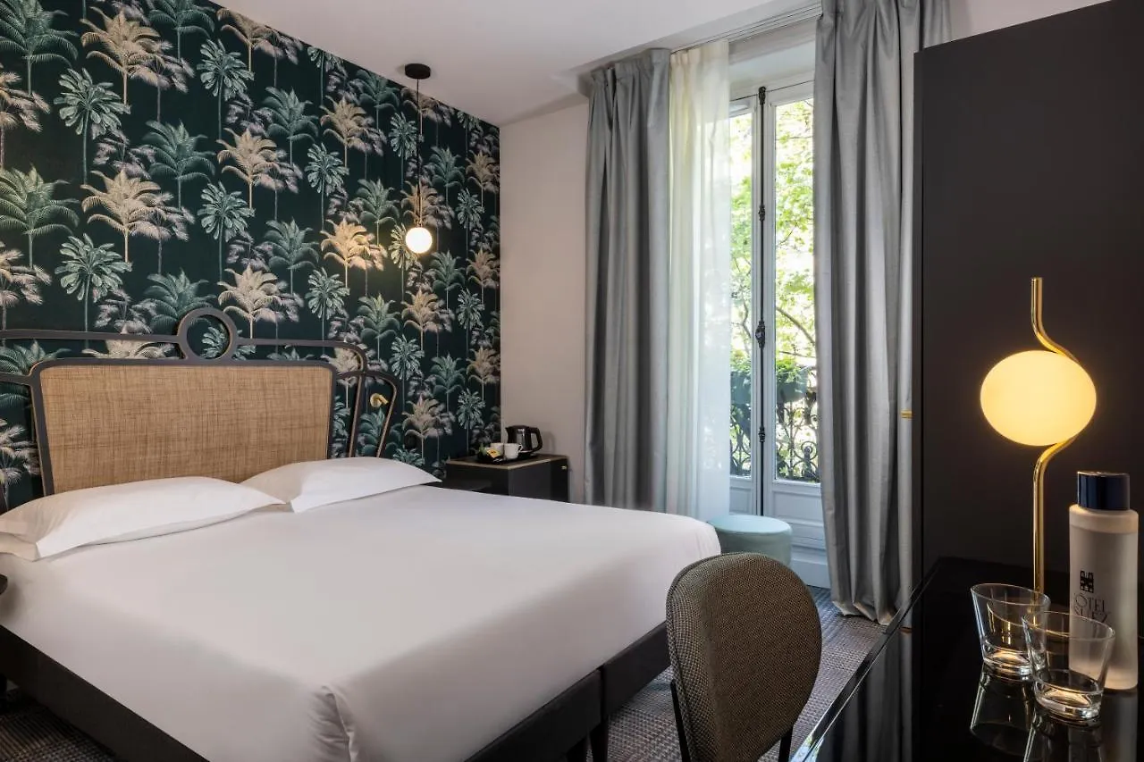 Hotel De Suez Paris